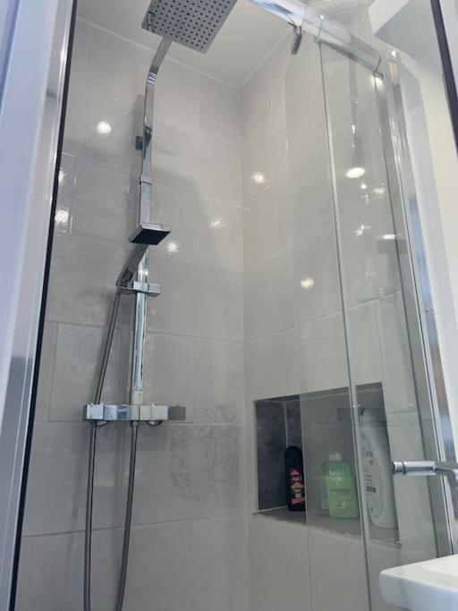 Appart De Luxe Tout Confort Jusqu A 4 Personnes Apartment Triel-sur-Seine ภายนอก รูปภาพ