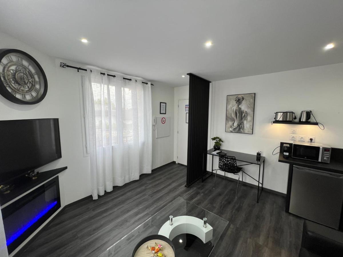 Appart De Luxe Tout Confort Jusqu A 4 Personnes Apartment Triel-sur-Seine ภายนอก รูปภาพ